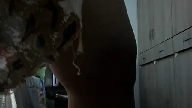 Snapshot of milf_danielaa chatting on 28, 12, 2024 milf danielaa online show from 28, 12, 2024