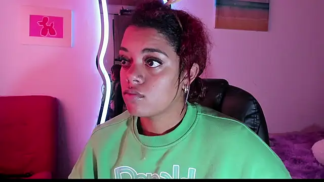 ladyrd1 online show from 14, 9, 2025