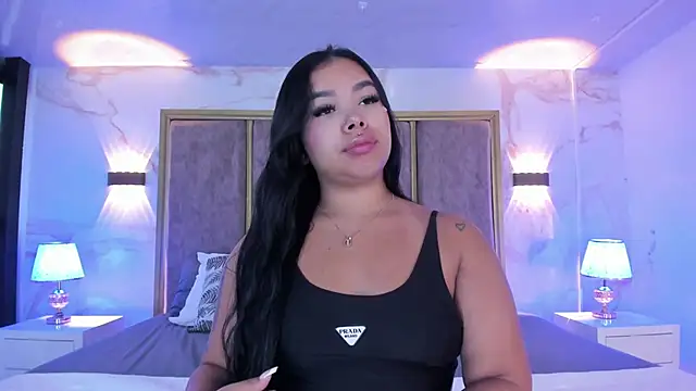 Snapshot of MarianaGarciaa__ chatting on 28, 4, 2026 MarianaGarciaa online show from 28, 4, 2026