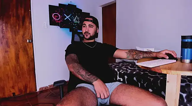 Sebas-hott online show from 5, 2, 2025