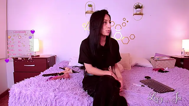 Snapshot of Lucy_joi chatting on 14, 10, 2025 Lucy joi online show from 14, 10, 2025