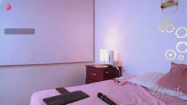 Snapshot of Lucy_joi chatting on 31, 10, 2025 Lucy joi online show from 31, 10, 2025