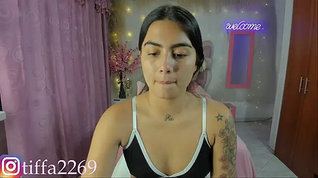 tifany tay2 online show from 6, 12, 2024