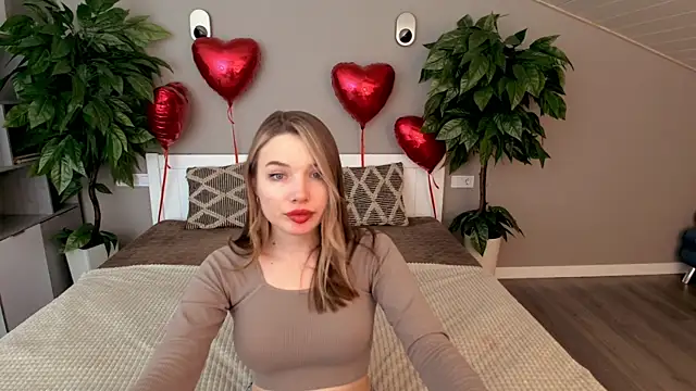 IceDanielles online show from 13, 2, 2025