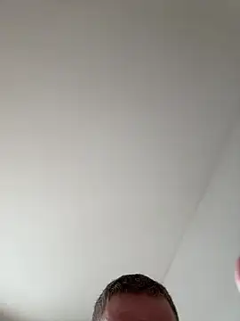 Snapshot of wright87 chatting on 10, 4, 2026 wright87 online show from 10, 4, 2026