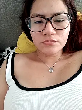 Snapshot of ZUCAAT chatting on 9, 3, 2025 ZUCAAT online show from 9, 3, 2025