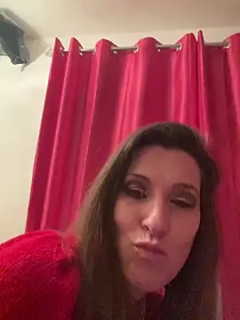 Lwhite1 online show from 11, 1, 2025