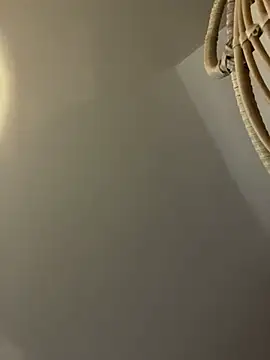 Lwhite1 online show from 2, 3, 2025