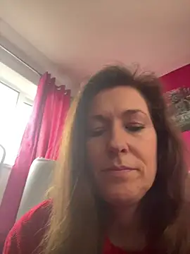 Lwhite1 online show from 13, 3, 2025