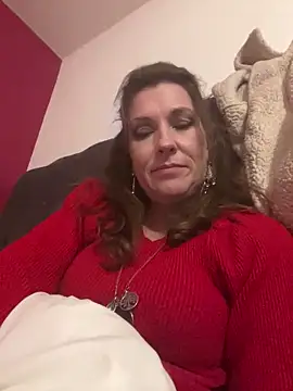 Lwhite1 online show from 23, 12, 2025