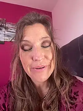 Lwhite1 online show from 22, 2, 2026