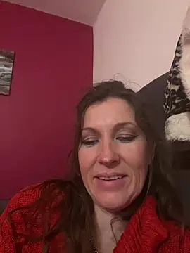 Snapshot of Lwhite1 chatting on 9, 6, 2026 Lwhite1 online show from 9, 6, 2026