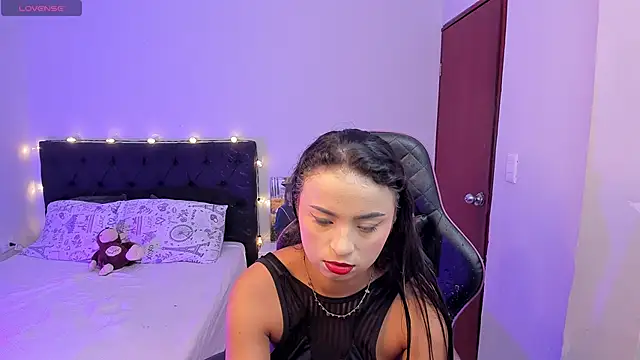 evelyn 23 online show from 15, 3, 2025