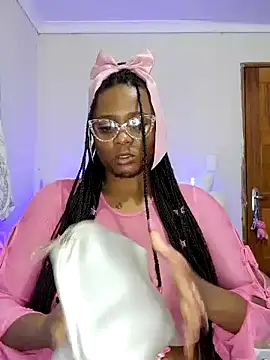 Snapshot of CocoBootyyy chatting on 2, 2, 2025 CocoBootyyy online show from 2, 2, 2025