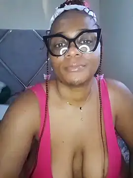 Snapshot of CocoBootyyy chatting on 9, 3, 2025 CocoBootyyy online show from 9, 3, 2025