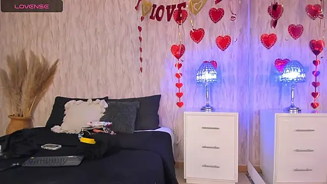 Snapshot of emily_parkerr chatting on 25, 2, 2025 emily parkerr online show from 25, 2, 2025