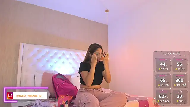 emily parkerr online show from 19, 4, 2026