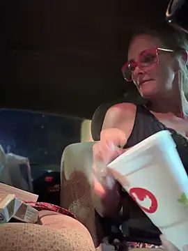 vixendoll87 online show from 9, 3, 2025