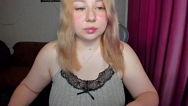 Milafoxxxy online show from 20, 10, 2025