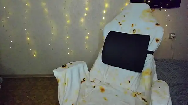 Milafoxxxy online show from 12, 1, 2026