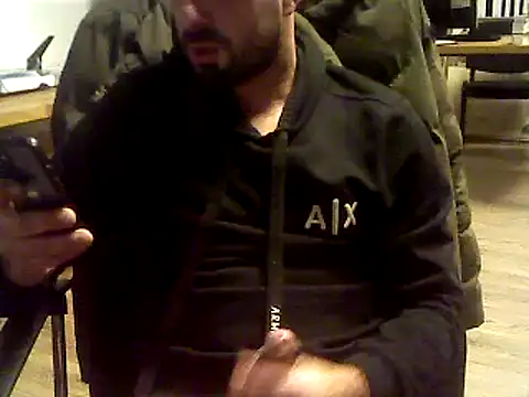 Snapshot of giorgakaci69 chatting on 22, 1, 2025 giorgakaci69 online show from 22, 1, 2025