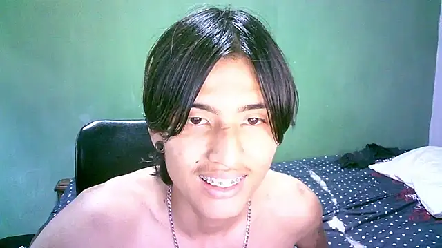 Snapshot of Luchitodiaz6969 chatting on 12, 9, 2025 Luchitodiaz6969 online show from 12, 9, 2025