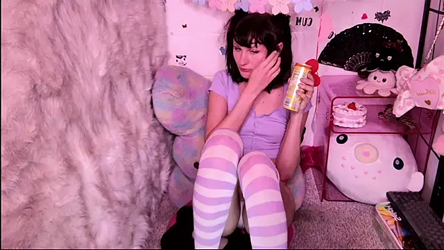 SweetLaumina online show from 13, 3, 2026