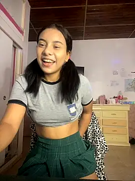 Snapshot of hannaxnatx chatting on 25, 10, 2025 hannaxnatx online show from 25, 10, 2025