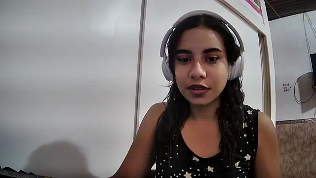 Snapshot of hannaxnatx chatting on 1, 7, 2026 hannaxnatx online show from 1, 7, 2026