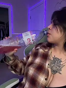 miacanela xo online show from 11, 2, 2025