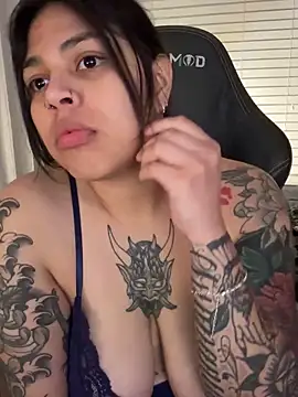 miacanela xo online show from 19, 3, 2025