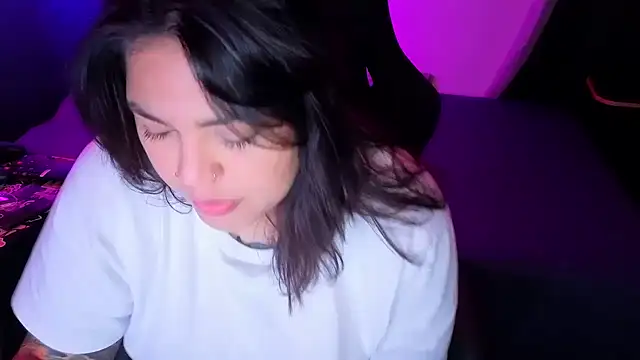 miacanela xo online show from 28, 6, 2026