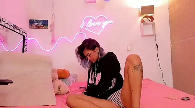 lilith horny online show from 20, 12, 2024