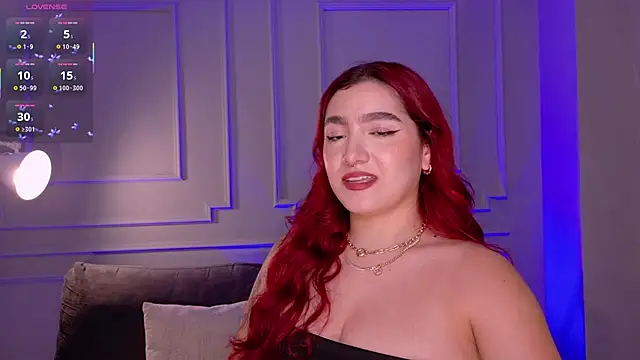 ViolettCastel online show from 1, 2, 2026