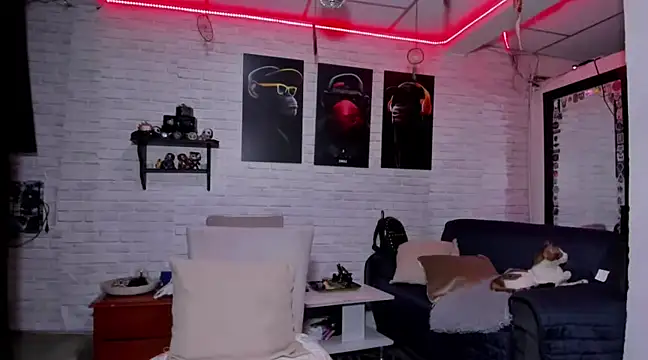 Kimmymadison- online show from 19, 1, 2025