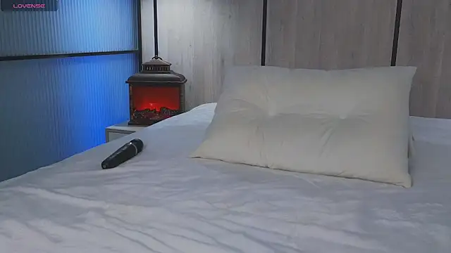 Snapshot of Monikacutie chatting on 23, 3, 2025 Monikacutie online show from 23, 3, 2025