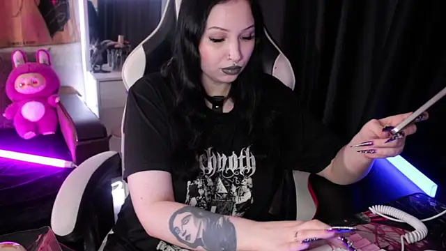 Snapshot of Kitty_goth chatting on 3, 8, 2026 Kitty goth online show from 3, 8, 2026