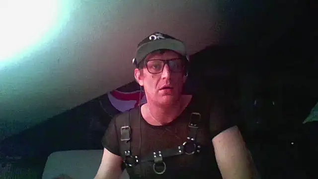 Bigthroaterboy online show from 1, 12, 2024
