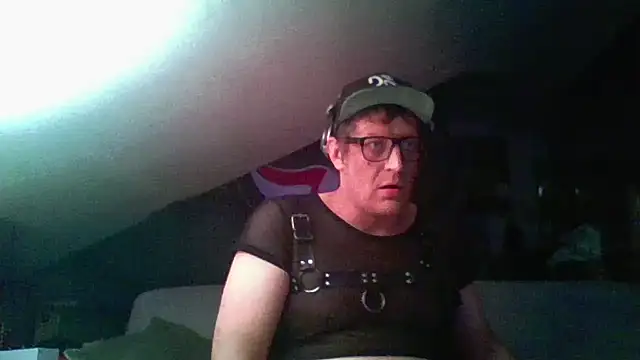 Bigthroaterboy online show from 5, 12, 2024