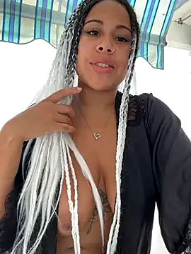 HaileyDiana online show from 9, 9, 2025