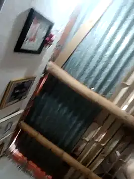 Snapshot of Restrepo300 chatting on 10, 9, 2025 Restrepo300 online show from 10, 9, 2025