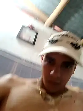 Snapshot of Restrepo300 chatting on 11, 9, 2025 Restrepo300 online show from 11, 9, 2025