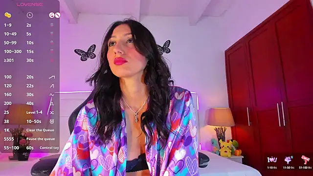 LyaEvanss online show from 8, 1, 2025