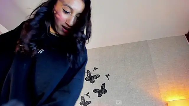 LyaEvanss online show from 13, 2, 2025