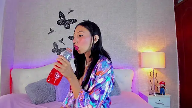 LyaEvanss online show from 9, 3, 2025