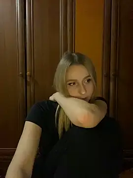 Snapshot of Ameli_Li chatting on 7, 12, 2024 Ameli Li online show from 7, 12, 2024