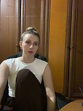 Snapshot of Ameli_Li chatting on 25, 10, 2025 Ameli Li online show from 25, 10, 2025