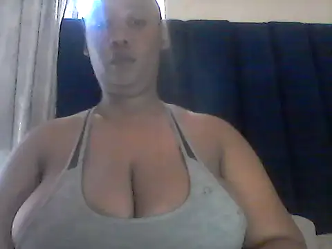 NippleMilkXx online show from 16, 10, 2025