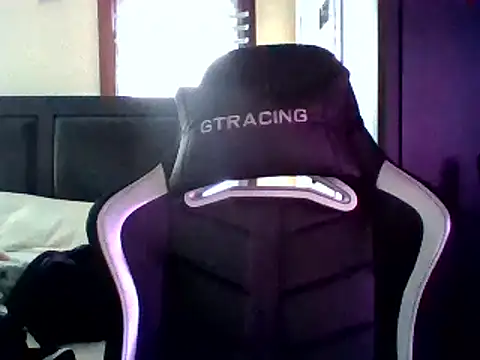 Snapshot of YandereDemon chatting on 4, 1, 2025 YandereDemon online show from 4, 1, 2025