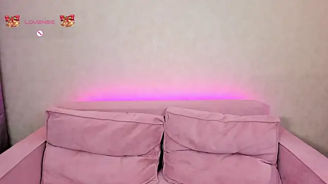 Erika Carpenter online show from 13, 12, 2024